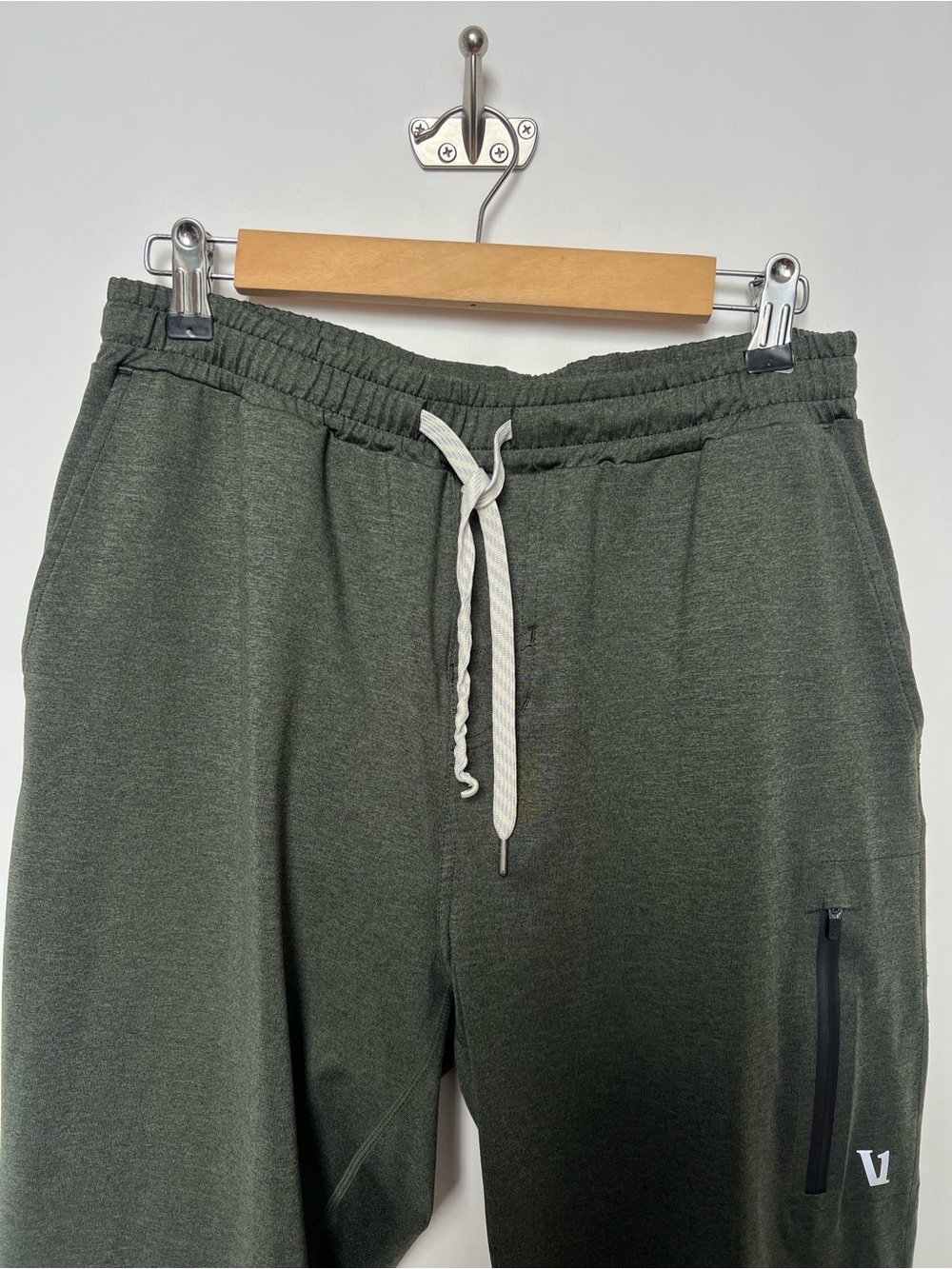 Vuori Sunday Performance Jogger Dark Olive Green Heather Athletic Lounge Pants - Picture 7 of 11
